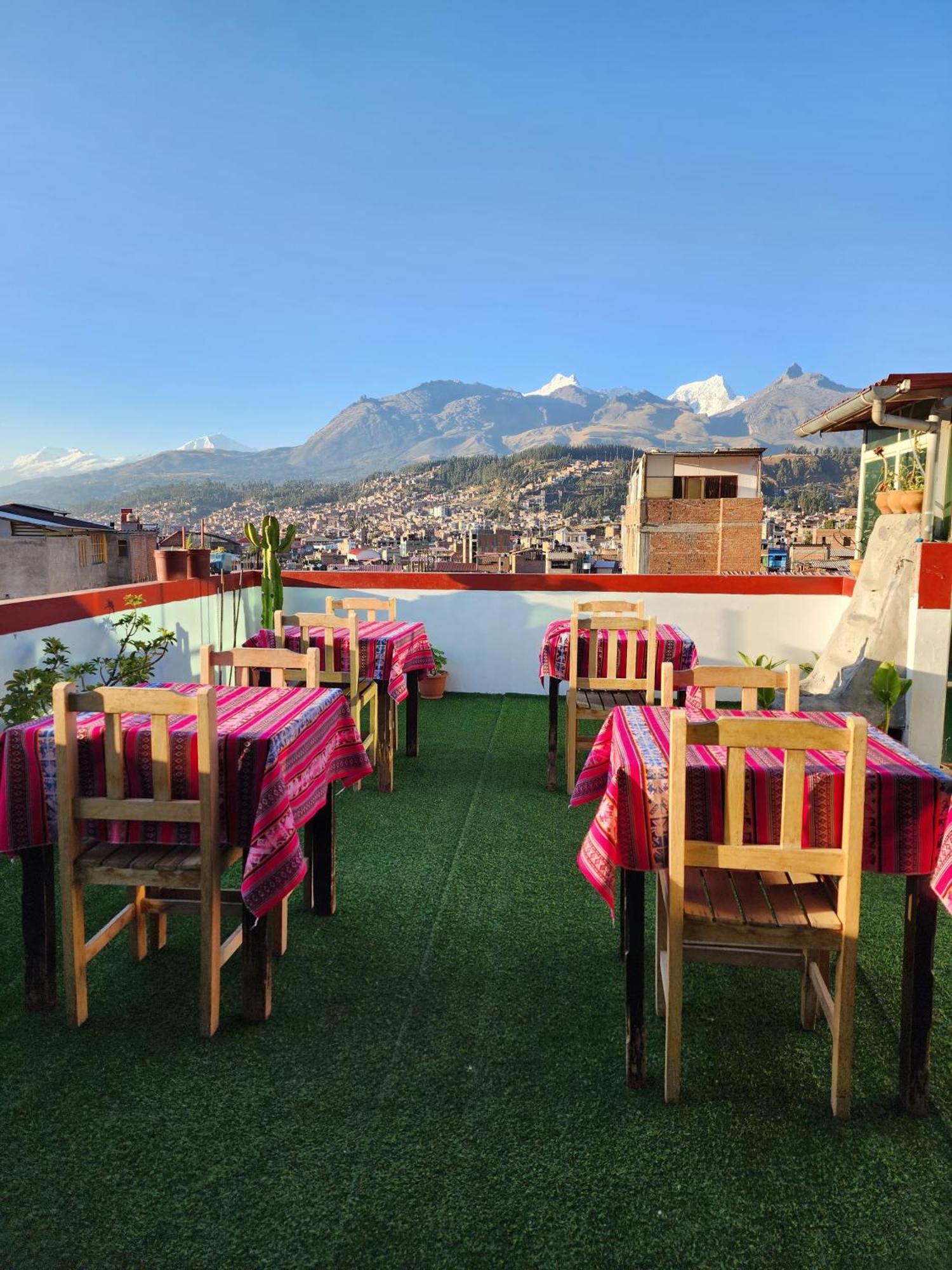 Lhotse Hostel B&B Huaraz Kültér fotó